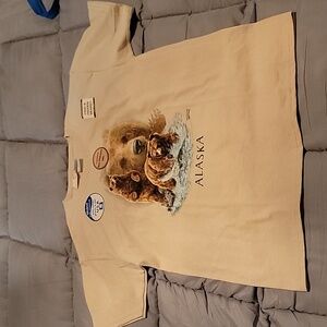 Youth t shirt by Gildan with alaska and bears on it. Size meduim. Tan color.